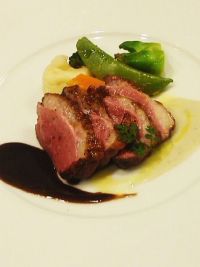 anatra con cioccolato amaro e gorgonzola.jpg